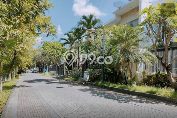 Dijual Hunian Rumah Nyaman 4 Kamar di Citraland, Surabaya Dijual Hunian Rumah Nyaman 4 Kamar di Citraland, Surabaya