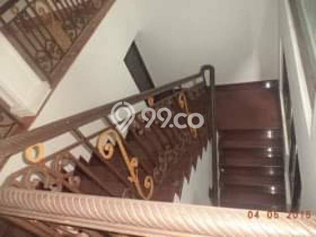 Rumah Mewah LB 300m2 Siap Huni Desain Elegan di Green Ville, Jakarta Barat Rumah Mewah LB 300m2 Siap Huni Desain Elegan di Green Ville, Jakarta Barat
