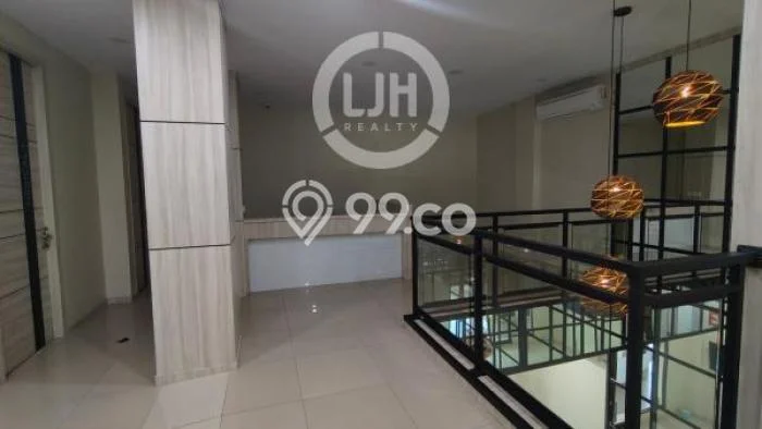 Area Ramai! Ruko Dijual di Batam Kota untuk Bisnis Luas Bangunan 450m2 Area Ramai! Ruko Dijual di Batam Kota untuk Bisnis Luas Bangunan 450m2