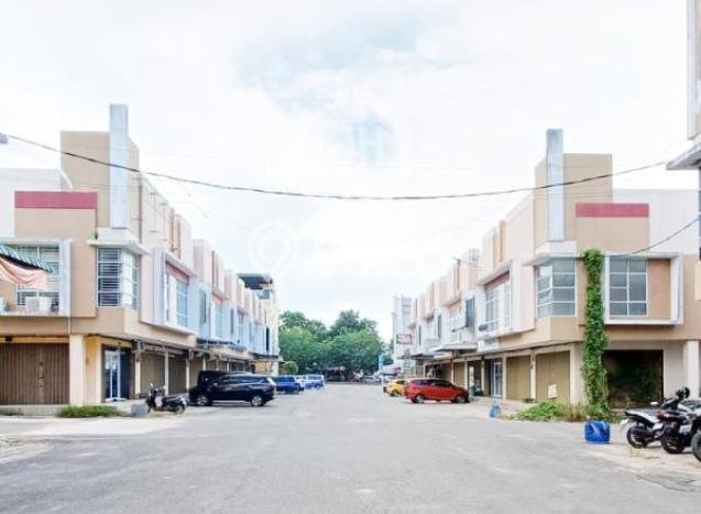 Ruko Dijual di Batam LT 68m2 & LB 87m2 Lokasi Terbaik! Ruko Dijual di Batam LT 68m2 & LB 87m2 Lokasi Terbaik!