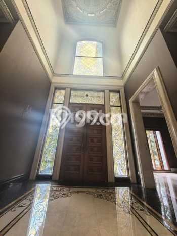 Hunian Prestisius LB 1250m2 di Pondok Indah Jakarta Selatan untuk Disewa Hunian Prestisius LB 1250m2 di Pondok Indah Jakarta Selatan untuk Disewa