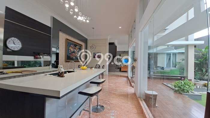 Jual Rumah Luas Elegan Dengan View Cantik di Gading Serpong, Tangerang Jual Rumah Luas Elegan Dengan View Cantik di Gading Serpong, Tangerang