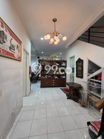 Jual Rumah Eksklusif 4 KT di Gading Serpong, Tangerang Jual Rumah Eksklusif 4 KT di Gading Serpong, Tangerang