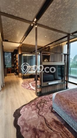 Siap Huni Hunian Elit 5 Kamar di BSD Dekat ke Mana Pun Siap Huni Hunian Elit 5 Kamar di BSD Dekat ke Mana Pun