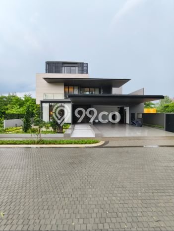 Siap Huni Hunian Elit 5 Kamar di BSD Dekat ke Mana Pun Siap Huni Hunian Elit 5 Kamar di BSD Dekat ke Mana Pun