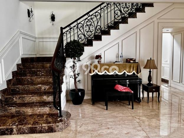 Rumah Elit Modern Tanpa Renovasi di Lippo Karawaci Tangerang Rumah Elit Modern Tanpa Renovasi di Lippo Karawaci Tangerang