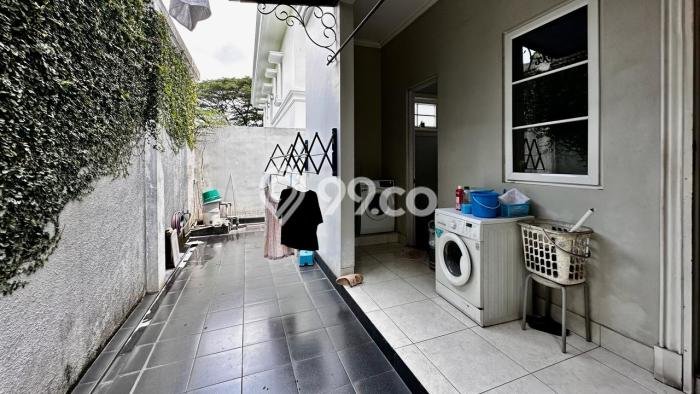 Rumah Elit Modern Tanpa Renovasi di Lippo Karawaci Tangerang Rumah Elit Modern Tanpa Renovasi di Lippo Karawaci Tangerang