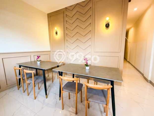 Kost Dijual di Tanjung Duren dengan 24 KT dan Luas 346m2 Kost Dijual di Tanjung Duren dengan 24 KT dan Luas 346m2