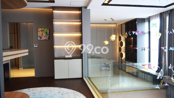 Rumah Terawat LT 336m² / LB 500m² di Kawasan Bisnis BSD, Tangerang Rumah Terawat LT 336m² / LB 500m² di Kawasan Bisnis BSD, Tangerang