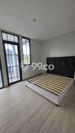 Rumah Mewah Siap Huni LT 96m2 di BSD, Tangerang Selatan Rumah Mewah Siap Huni LT 96m2 di BSD, Tangerang Selatan