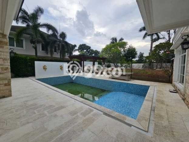 Rumah Mewah LB 500m2 Siap Huni Desain Elegan di Lippo Karawaci, Tangerang Rumah Mewah LB 500m2 Siap Huni Desain Elegan di Lippo Karawaci, Tangerang