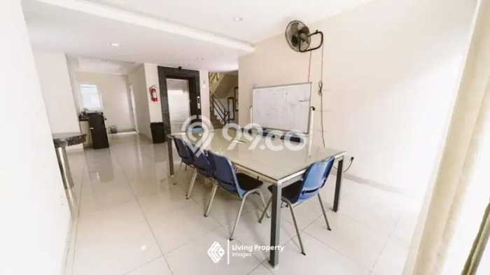 Dijual Rumah Kost di Lippo Karawaci, Tangerang, 29 KT, 29 KM, Bangunan 1200m2 Dijual Rumah Kost di Lippo Karawaci, Tangerang, 29 KT, 29 KM, Bangunan 1200m2