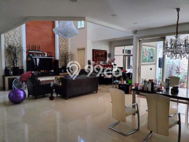 Rumah Elit LB 650m2 Siap Pakai Desain Elegan di Pondok Indah, Jakarta Selatan Rumah Elit LB 650m2 Siap Pakai Desain Elegan di Pondok Indah, Jakarta Selatan