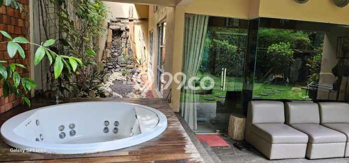 Hunian Mewah LB 600m2 Siap Huni Desain Elegan di Alam Sutera, Tangerang Hunian Mewah LB 600m2 Siap Huni Desain Elegan di Alam Sutera, Tangerang