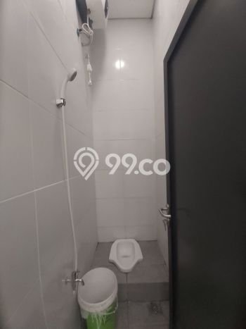 For Sale Rumah 3 Kamar Lokasi Ideal Bagus dan Strategis di Rungkut For Sale Rumah 3 Kamar Lokasi Ideal Bagus dan Strategis di Rungkut