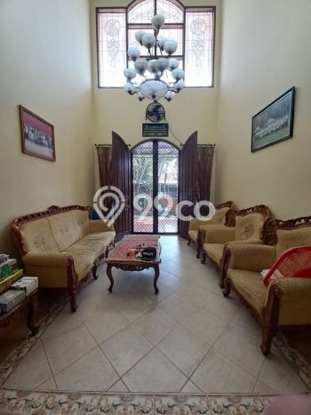 Jual Rumah Luas Elegan Dengan View Eksklusif di Jemursari, Surabaya Jual Rumah Luas Elegan Dengan View Eksklusif di Jemursari, Surabaya