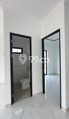 Jual Rumah Mewah Megah Dengan View Cantik di Mulyosari, Surabaya Jual Rumah Mewah Megah Dengan View Cantik di Mulyosari, Surabaya