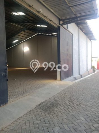 Unit Gudang Dijual di Singosari Malang Luas Tanah 7000m2, Luas Bangunan 4376m2 Unit Gudang Dijual di Singosari Malang Luas Tanah 7000m2, Luas Bangunan 4376m2