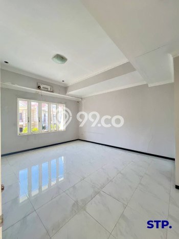 Dijual Rumah Premium dengan Fasilitas Sekitar Lengkap di Mulyorejo, Surabaya Dijual Rumah Premium dengan Fasilitas Sekitar Lengkap di Mulyorejo, Surabaya
