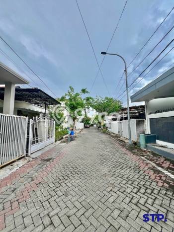 Rumah Modern 5 KT di Gununganyar Surabaya Unfurnished Rumah Modern 5 KT di Gununganyar Surabaya Unfurnished