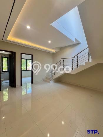 Hunian Eksklusif Siap Huni LT 135m2 di Sukolilo, Surabaya Hunian Eksklusif Siap Huni LT 135m2 di Sukolilo, Surabaya