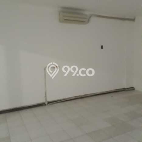 Ruko Dijual di Surabaya LT 85m2 & LB 350m2 Lokasi Terbaik! Ruko Dijual di Surabaya LT 85m2 & LB 350m2 Lokasi Terbaik!
