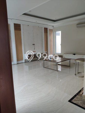Hot Offer Hunian Mewah Ideal dan Luas di Wiyung, Surabaya Hot Offer Hunian Mewah Ideal dan Luas di Wiyung, Surabaya