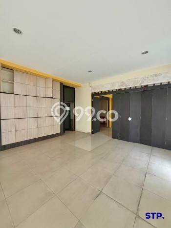 Unit Kantor Dijual di Gayungan Surabaya Luas Tanah 373m2, Luas Bangunan 575m2 Unit Kantor Dijual di Gayungan Surabaya Luas Tanah 373m2, Luas Bangunan 575m2