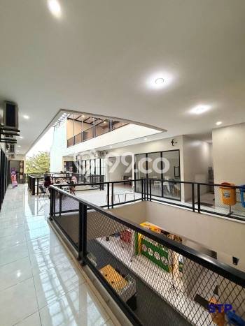 Kantor Dijual di Prime Area Surabaya Luas 829m2 Kantor Dijual di Prime Area Surabaya Luas 829m2