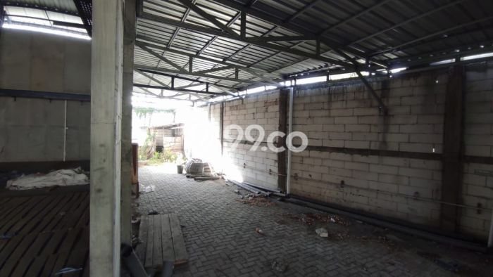 Gudang Bagus Dijual LB 1200m2 Lokasi Strategis Mojokerto Area Cocok untuk Berbisnis Gudang Bagus Dijual LB 1200m2 Lokasi Strategis Mojokerto Area Cocok untuk Berbisnis
