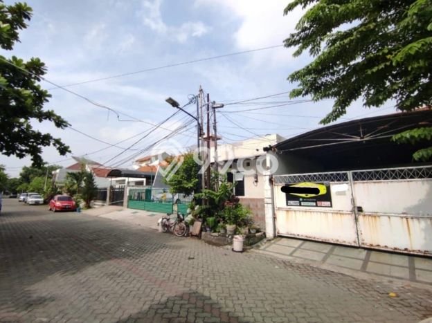 Jual Rumah Luas Megah Dengan View Cantik di Petemon, Surabaya Jual Rumah Luas Megah Dengan View Cantik di Petemon, Surabaya