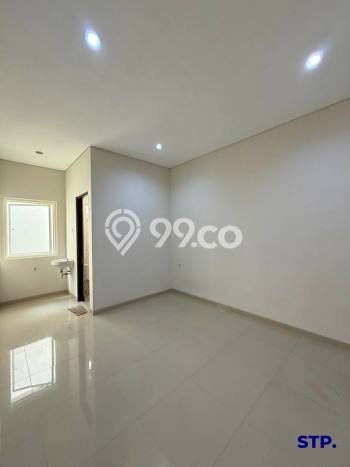 Dijual Rumah Mewah Elegan Dengan View Cantik di Panjang Jiwo, Surabaya Dijual Rumah Mewah Elegan Dengan View Cantik di Panjang Jiwo, Surabaya