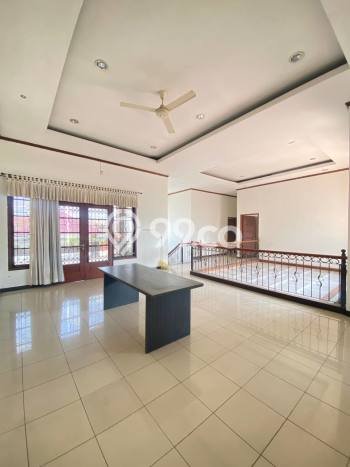 Rumah Luxury Modern Siap Huni di Margorejo Surabaya Rumah Luxury Modern Siap Huni di Margorejo Surabaya