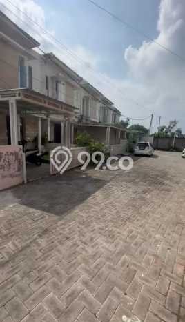 Rumah Strategis Minimalis Lb 100m2 di Menganti, Gresik Rumah Strategis Minimalis Lb 100m2 di Menganti, Gresik