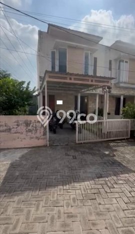 Rumah Strategis Minimalis Lb 100m2 di Menganti, Gresik Rumah Strategis Minimalis Lb 100m2 di Menganti, Gresik
