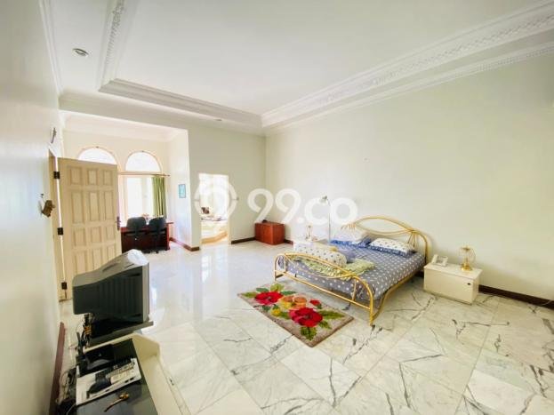 For Sale Rumah Mewah Exclusive di Mulyorejo, Surabaya For Sale Rumah Mewah Exclusive di Mulyorejo, Surabaya