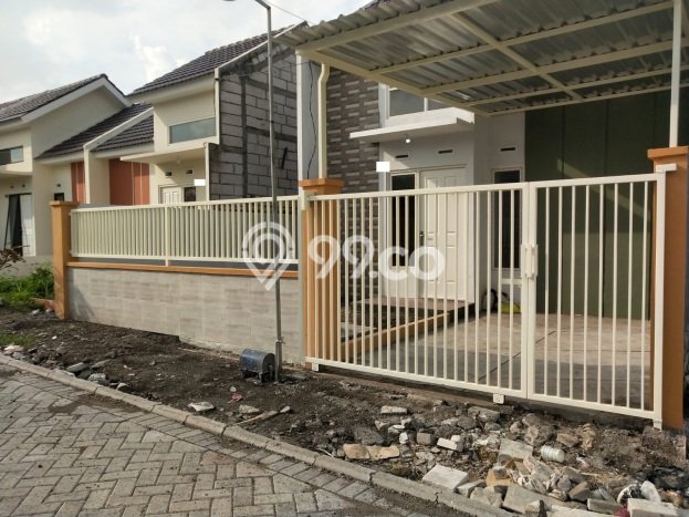 Rumah Modern Cantik 2 Kamar Bisa Langsung Pindah di Menganti Rumah Modern Cantik 2 Kamar Bisa Langsung Pindah di Menganti