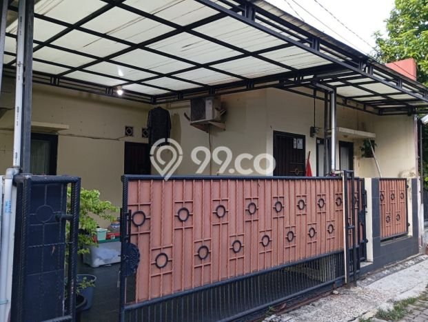 Dijual Hunian Rumah Terawat 4 KT di Pondok Gede, Bekasi Dijual Hunian Rumah Terawat 4 KT di Pondok Gede, Bekasi