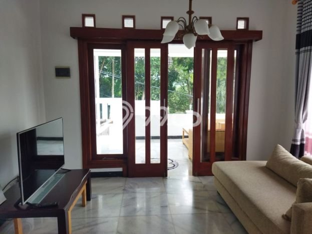 Jual Rumah Luas Megah Dengan View Cantik di Cibubur, Bogor Jual Rumah Luas Megah Dengan View Cantik di Cibubur, Bogor