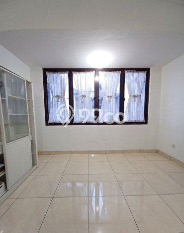 Jual Rumah Luas Megah Dengan View Cantik di Legenda Wisata, Bogor Jual Rumah Luas Megah Dengan View Cantik di Legenda Wisata, Bogor