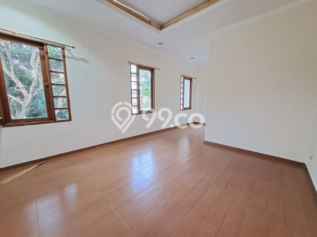 Siap Huni Hunian Elit 6 Kamar di Lebak Bulus Dekat ke Mana Saja Siap Huni Hunian Elit 6 Kamar di Lebak Bulus Dekat ke Mana Saja