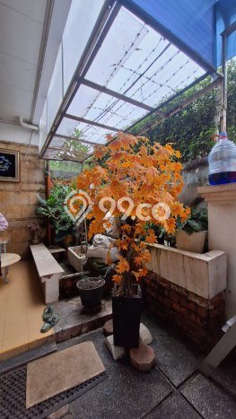 Hunian Mewah LB 250m2 Siap Huni Desain Elegan di Jatiwaringin, Bekasi Hunian Mewah LB 250m2 Siap Huni Desain Elegan di Jatiwaringin, Bekasi