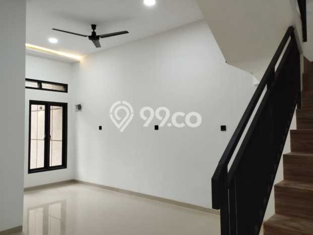 Rumah Strategis Modern Lb 120m2 di Bekasi Utara, Bekasi Rumah Strategis Modern Lb 120m2 di Bekasi Utara, Bekasi