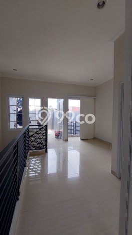 Dijual Hunian Rumah Terawat 4 KT di Pondok Gede, Bekasi Dijual Hunian Rumah Terawat 4 KT di Pondok Gede, Bekasi