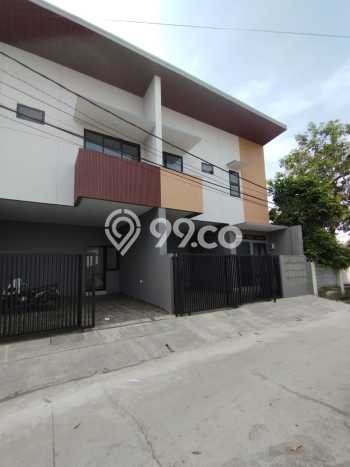 For Sale Rumah 3 Kamar Lokasi Ideal Bagus dan Strategis di Bekasi Utara For Sale Rumah 3 Kamar Lokasi Ideal Bagus dan Strategis di Bekasi Utara