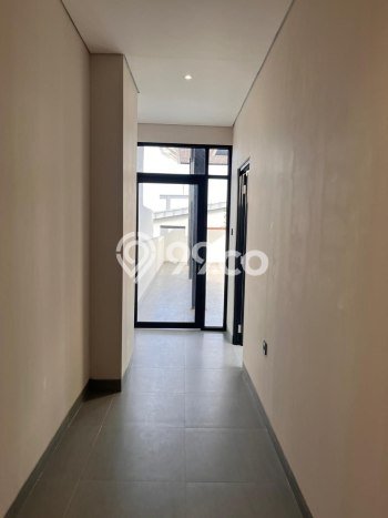 Cocok Untuk Investasi! For Sale Kost di Salemba 43 Kamar Cocok Untuk Investasi! For Sale Kost di Salemba 43 Kamar
