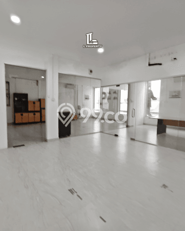 Unit Ruko Dijual di Batam LT 300m2 & LB 1050m2 Unit Ruko Dijual di Batam LT 300m2 & LB 1050m2