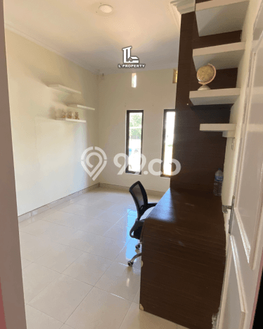 Rumah Berkualitas di Batam Centre, Batam, Luas 180m² Bangunan 120m² - HARGA NEGO! Rumah Berkualitas di Batam Centre, Batam, Luas 180m² Bangunan 120m² - HARGA NEGO!