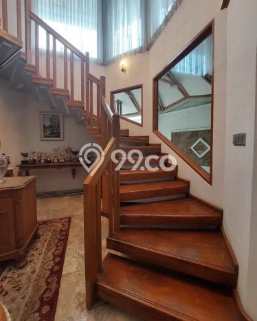 Rumah Elit Modern Siap Huni di Lebak Bulus Jakarta Selatan Rumah Elit Modern Siap Huni di Lebak Bulus Jakarta Selatan