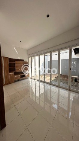 Rumah Luxury Modern Tanpa Renovasi di Bintaro Tangerang Selatan Rumah Luxury Modern Tanpa Renovasi di Bintaro Tangerang Selatan